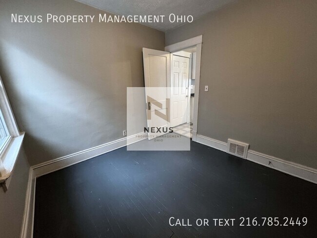 Building Photo - 10008 Mt Auburn Ave