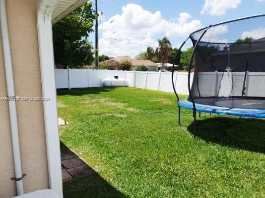 Building Photo - 4031 Santa Barbara Dr