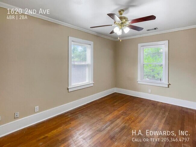 Building Photo - 1620 2nd Ave