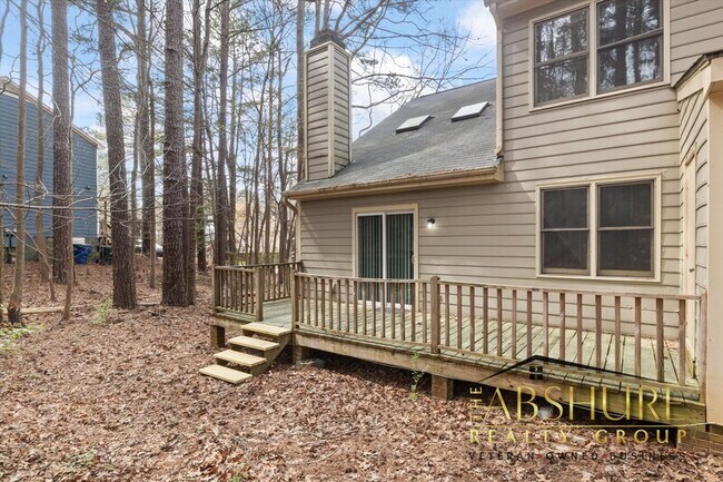 Building Photo - 5537 Kaplan Dr