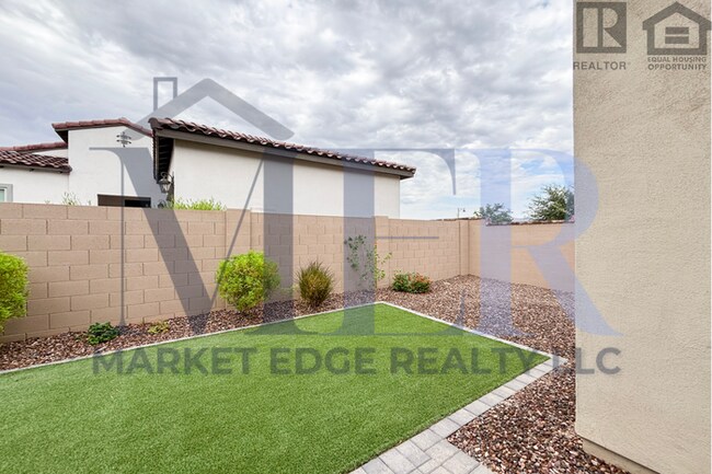 Building Photo - 2Bed/2Bath Home in Surprise Golf Community...