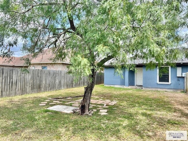 Building Photo - 6625 Garden Woods Ave