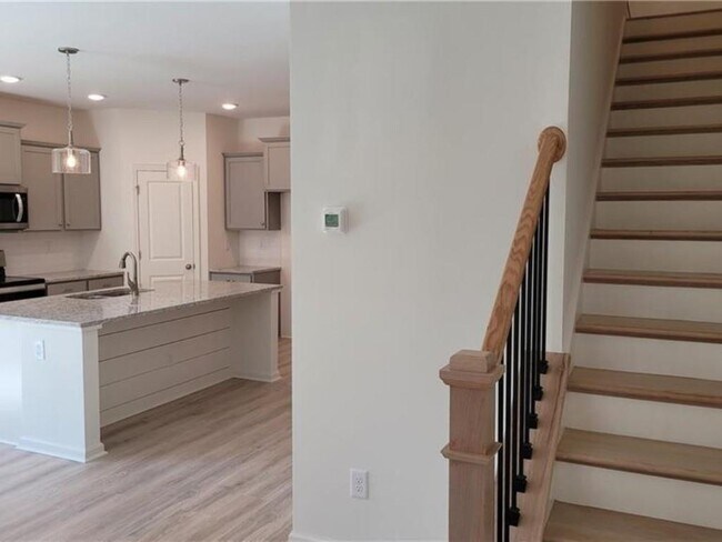 Building Photo - 4899 Mountain Rose Walk