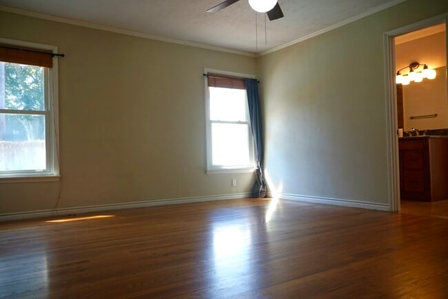 Building Photo - 2317 Dorrington St