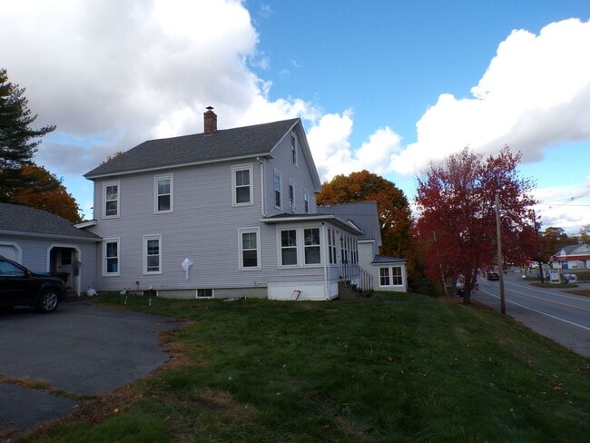 Building Photo - 241 Main St