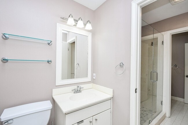 Building Photo - 6354 Del Monte Dr