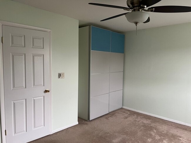 Building Photo - 641 Surfside Point