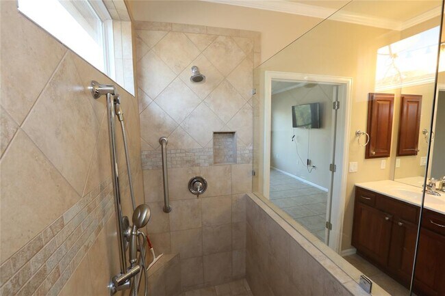 Building Photo - 127 Palmetto Dr