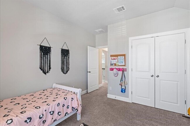 Building Photo - 2544 Granite Hill Dr