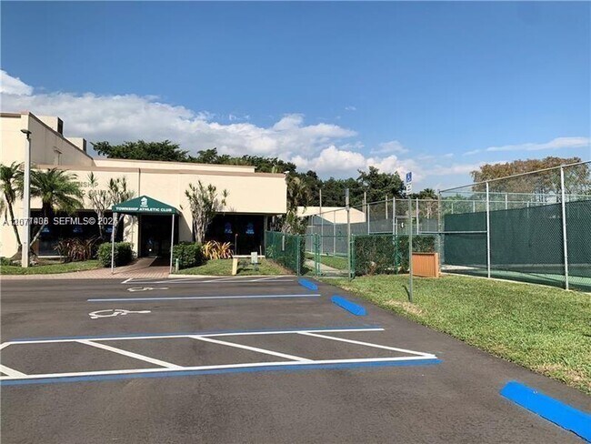 Building Photo - 3709 Cocoplum Cir