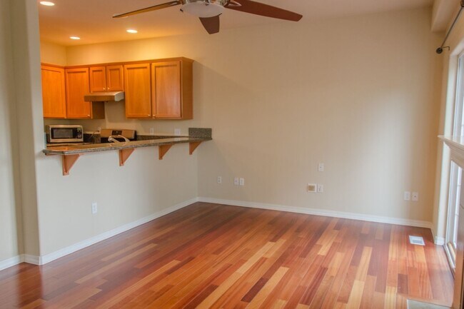 Building Photo - 24036 39th Ln SE