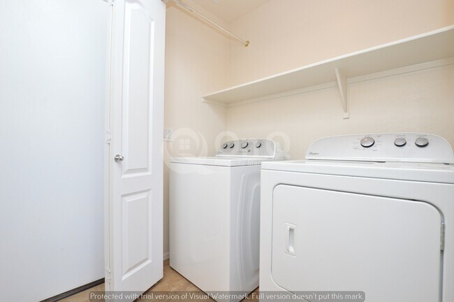 Building Photo - LYONS GATE! Gilbert 3 Bedroom/2.5 Bath!