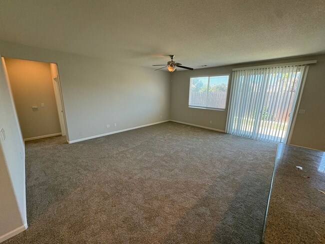 Building Photo - 1332 Tuolumne Way