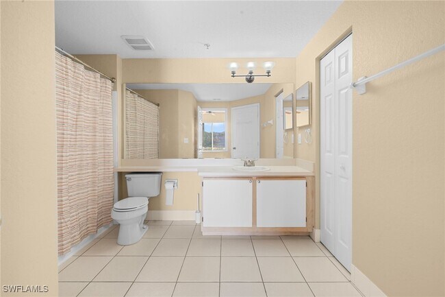 Building Photo - 6360 Aragon Way