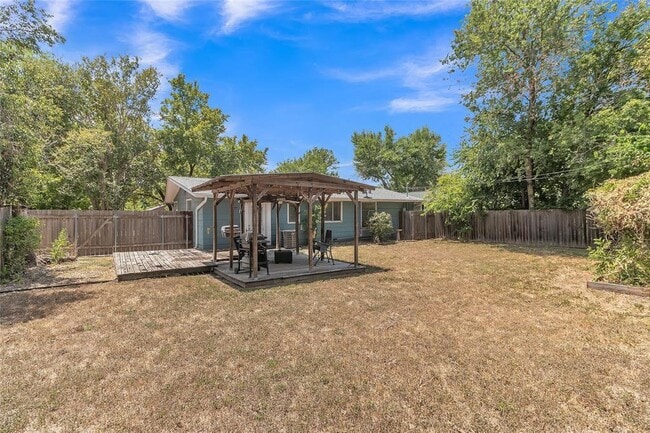 Building Photo - 1302 Ludlow Terrace