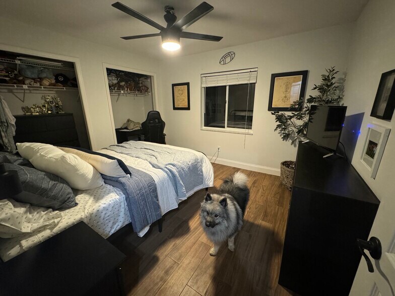 Bedroom 3 - 519 Lake Charm Ct