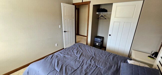 Building Photo - 10438 Buccaneer Pl