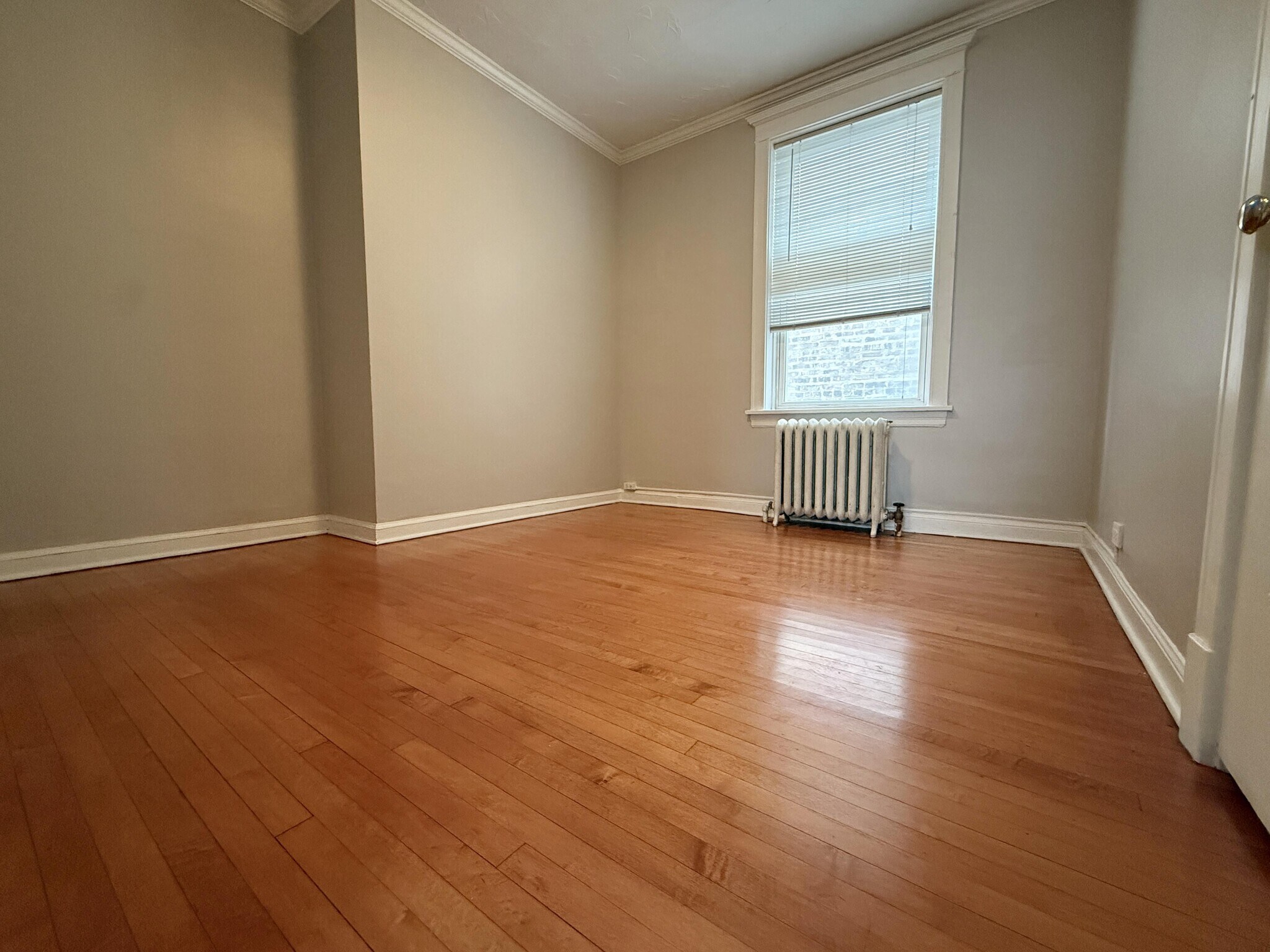 Building Photo - 4538 N Christiana Ave