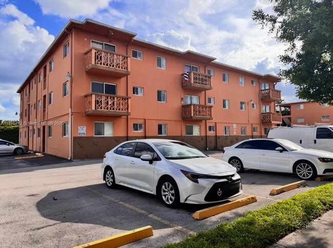 Building Photo - 2330 NW 11th St