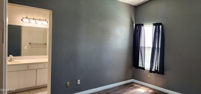 Building Photo - 2608 Starbrite Ave