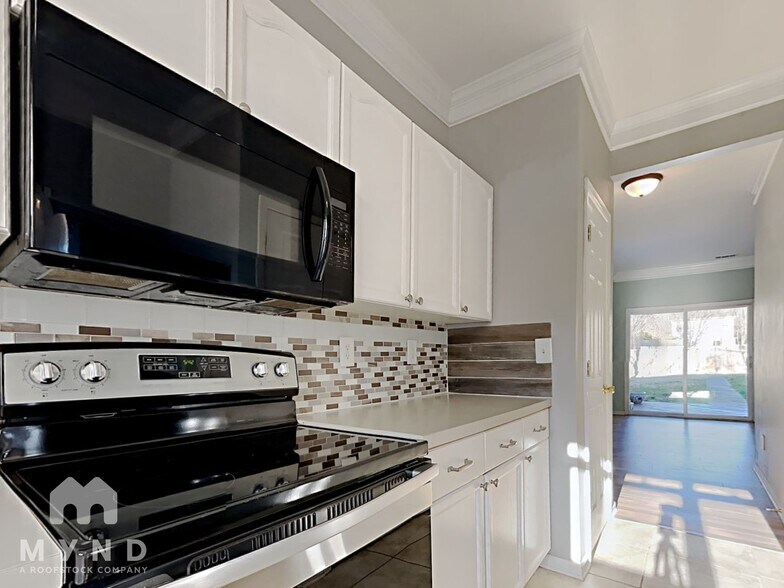 Building Photo - 7503 Prairie Rose Ln