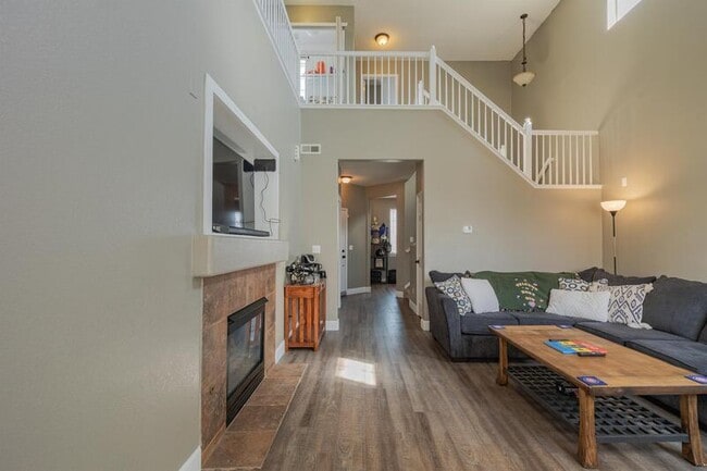 Building Photo - 1245 S Flatrock Cir