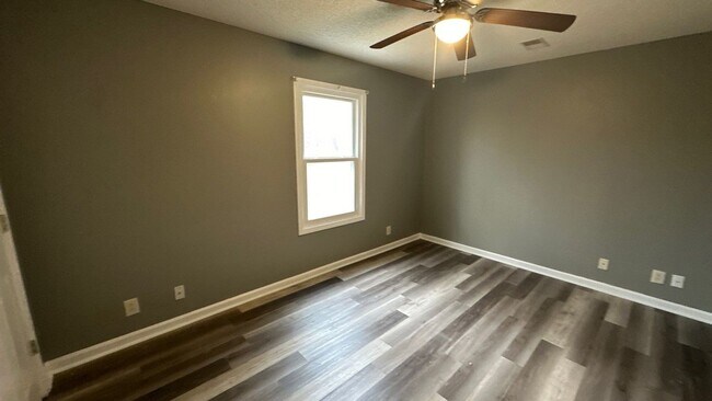 Building Photo - 2817 Cobalt Dr