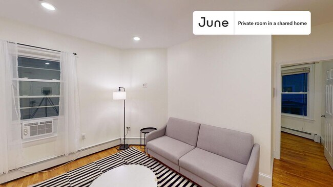 Building Photo - Room in Shared 3 bed/1 bath home