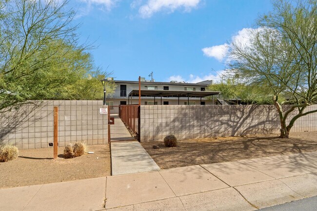 Building Photo - 1707 N 18th St