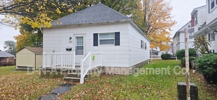 Building Photo - 103-105 S. Broadway