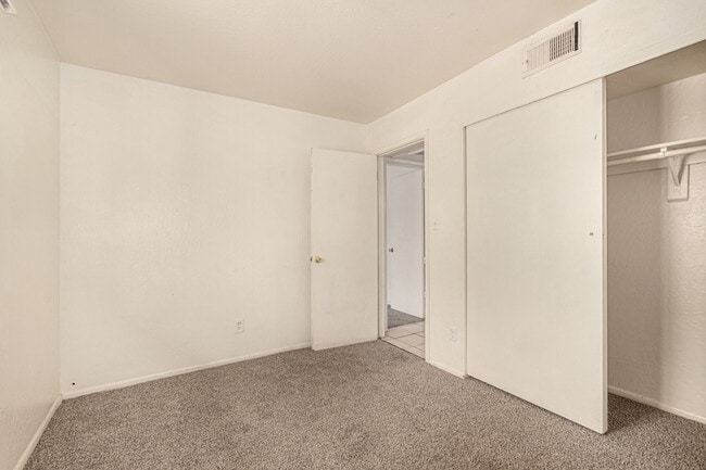 Building Photo - 53 N San Jose
