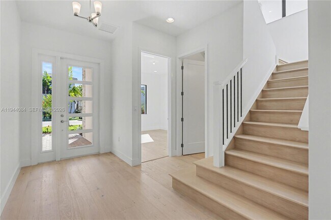 Building Photo - 8525 Crystal Downs Ave