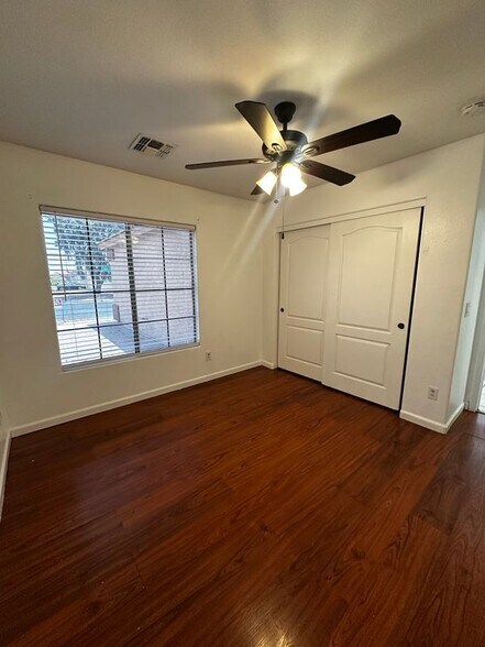 Building Photo - 13434 N 130th Ln