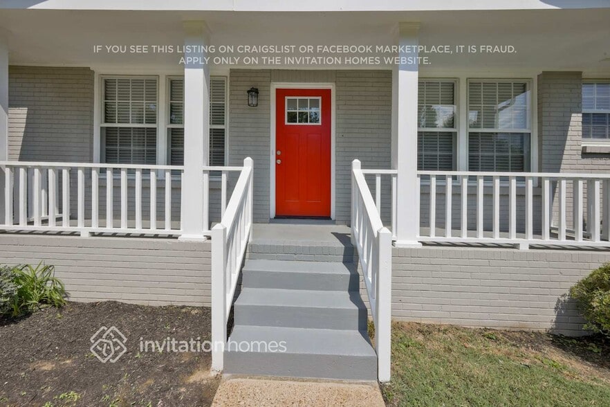 Building Photo - 533 Augusta Dr