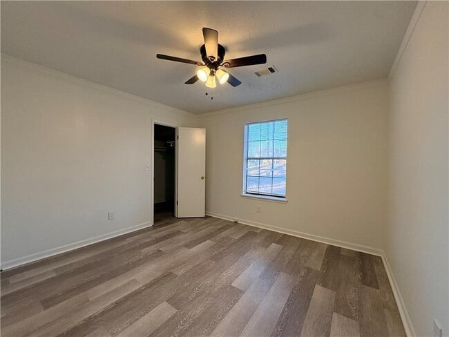 Building Photo - 3929 Flakes Mill Rd