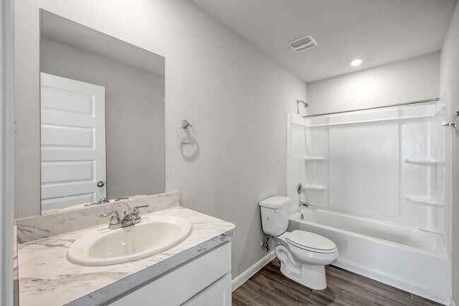 Building Photo - 68 Rd 51026