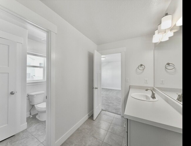 Building Photo - 3 Bed | 2.5 Bath | 2,365 sq ft above grade | Full unfinished basement | 2-car garage
