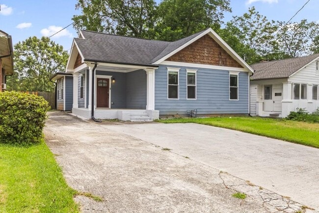 Primary Photo - 1230 Avon Ave SW