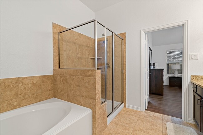 Building Photo - 4927 Applewood Crest Ln