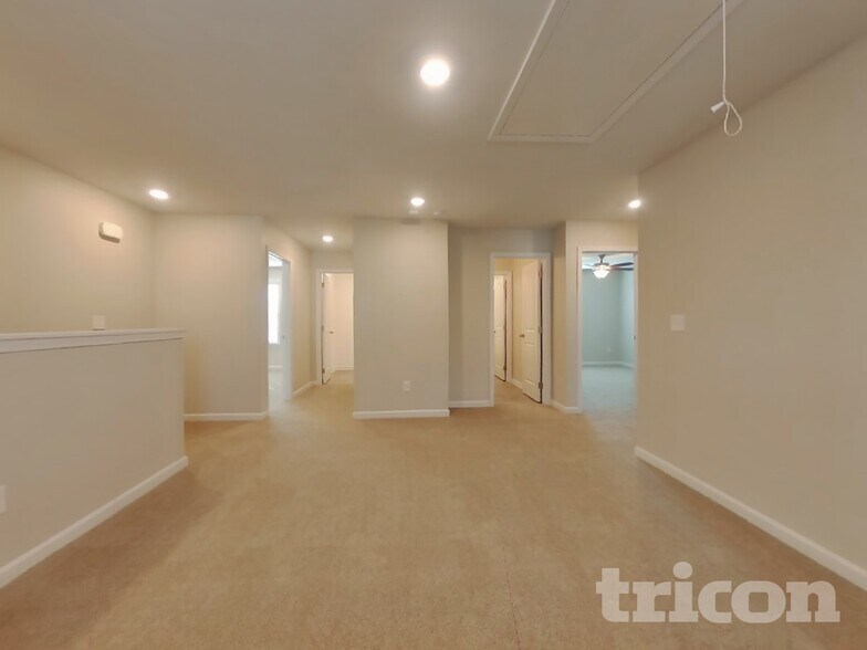 Building Photo - 36 Leyland Ct