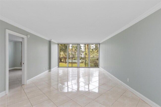 Building Photo - 2731 NE 14th Street Causeway