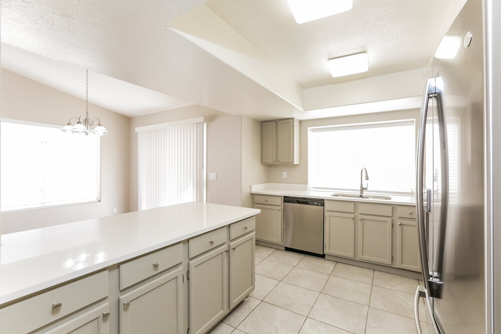 Building Photo - 7045 N 28th Ave