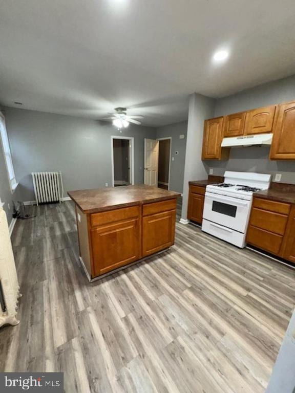 Building Photo - 129 W Miner St