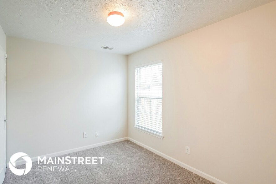 Building Photo - 2637 River Meade Way