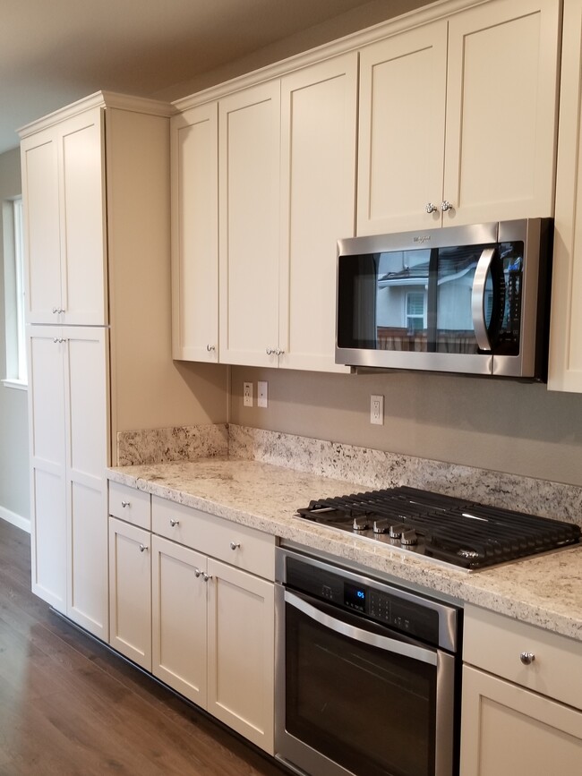 Building Photo - 51 Baird Cir