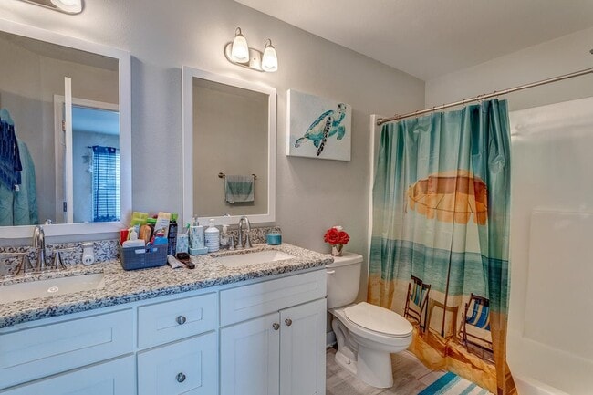 Building Photo - 9009 Banyan Beach Dr