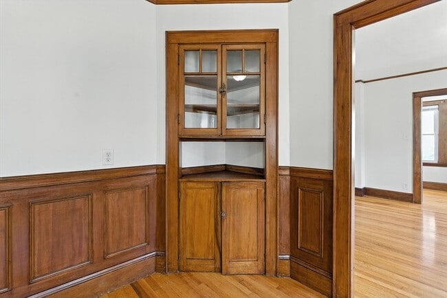 Building Photo - 29 Arbroth St