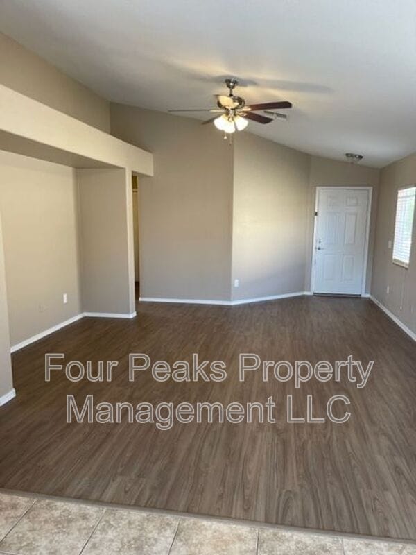 Building Photo - 11531 E Covina