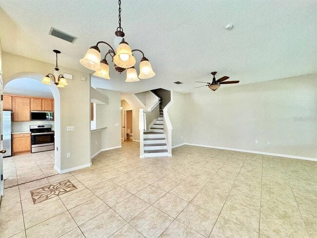 Building Photo - 6713 Breezy Palm Dr