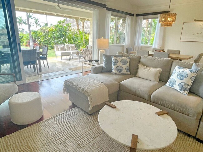 Building Photo - Kai Malu at Wailea luxury furnished townhome, 24-panel PV system, 3 bedroom 2.5 bathroom -Availab...